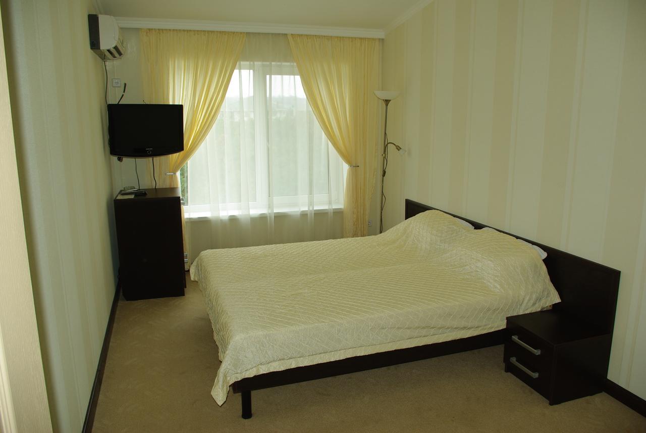 Hotel Allians Коблеве Екстер'єр фото